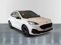 Usado Ford Kuga ST-Line X 225 CV (165 kW) 2022 Blanco platino (especial) SUV