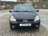 Usado Renault Clio II Dynamique 98 CV (72 kW) 2001 Negro Berlina