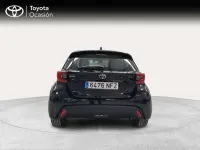 Begagnad Toyota Yaris Hybrid Active 116 HK (85 kW) 2025 Svart Halvkombi