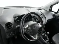 Usado Ford Tourneo Courier Sport 100 CV (73 kW) 2022 Blanco Monovolumen