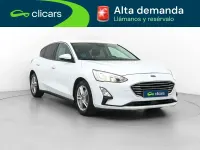 Usado Ford Focus Trend 125 CV (91 kW) 2019 Blanco Berlina