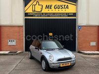 Usado Mini ONE 90 CV (66 kW) 2001 Gris / plata Utilitario