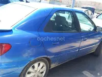Usado Citroën Xsara 90 CV (66 kW) 2001 Azul Berlina