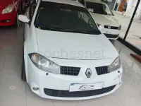 Usado Renault Mégane 225 CV (165 kW) 2005 Blanco Berlina