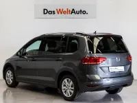 Usado VW Touran Advance 150 CV (110 kW) 2020 Gris Monovolumen