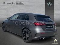 Nuevo Mercedes A180 136 CV (100 kW) 2025 Gris / plata Berlina