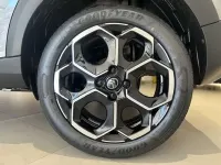 Nuevo Citroën C3 101 CV (74 kW) 2026 Gris SUV