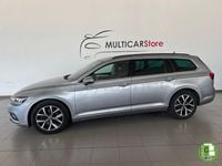 Begagnad VW Passat Executive 150 HK (110 kW) 2021 Grå Kombi
