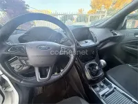 Usado Ford Kuga ST-Line 120 CV (88 kW) 2016 Blanco SUV