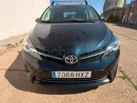 Usado Toyota Verso Comfort 112 CV (82 kW) 2014 Negro Monovolumen