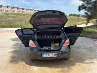 Usado Opel Astra Cosmo 120 CV (88 kW) 2006 Negro Berlina