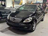 Usado Mercedes B170 116 CV (85 kW) 2005 Negro Monovolumen