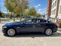 Usado Jaguar XF Luxury 200 CV (147 kW) 2015 Azul Berlina