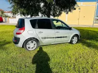 Usado Renault Scénic II Authentique 100 CV (73 kW) 2005 Gris / plata Monovolumen