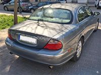Usado Jaguar S-Type Classic 200 CV (147 kW) 2004 Gris / plata Berlina