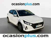 Begagnad Hyundai i20 101 HK (74 kW) 2021 Vit Halvkombi