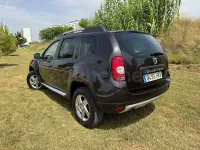 Usado Dacia Duster Ambiance 105 CV (77 kW) 2012 Negro SUV