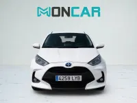 Usado Toyota Yaris Business Edition 116 CV (85 kW) 2022 Blanco Utilitario