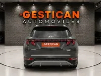 Usado Hyundai Tucson 150 CV (110 kW) 2022 Gris / plata SUV