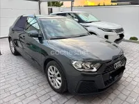Usado Audi A1 Sportback Advanced Plus 116 CV (85 kW) 2019 Gris / plata Utilitario