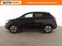 Usado SsangYong Korando Limited 175 CV (128 kW) 2015 Negro SUV