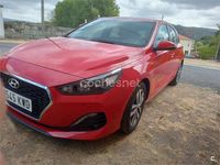 Usado Hyundai i30 120 CV (88 kW) 2019 Granate Berlina