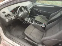 Usado Opel Astra GTC Sport 110 CV (80 kW) 2010 Blanco Berlina