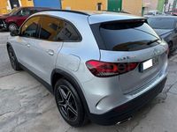 Usado Mercedes GLA200 150 CV (110 kW) 2021 Gris / plata SUV