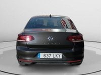 Usado VW Passat Executive 120 CV (88 kW) 2020 Berlina