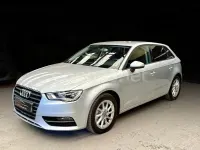 Usado Audi A3 Ambition 105 CV (77 kW) 2014 Gris / plata Berlina