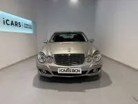 Usado Mercedes E280 Elegance 190 CV (139 kW) 2007 Beige Berlina
