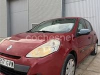 Usado Renault Clio II Exception 75 CV (55 kW) 2010 Rojo Berlina