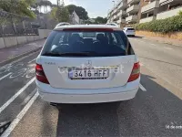 Usado Mercedes C220 Avantgarde 170 CV (125 kW) 2011 Blanco Familiar