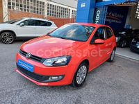 Usado VW Polo Advance 70 CV (51 kW) 2013 Rojo Berlina