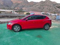 Usado Seat Leon ST Reference 110 CV (80 kW) 2017 Rojo Familiar