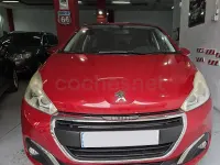 Begagnad Peugeot 208 GT-line 110 HK (80 kW) 2016 Röd Halvkombi