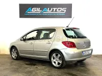 Usado Peugeot 307 136 CV (100 kW) 2005 Gris / plata Berlina