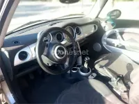 Usado Mini ONE 90 CV (66 kW) 2002 Gris / plata Utilitario