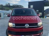 Usado VW Caravelle Trendline 114 CV (83 kW) 2018 Rojo Monovolumen