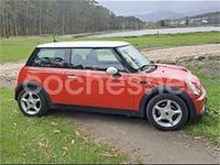 Usado Mini Cooper 115 CV (84 kW) 2004 Rojo Utilitario
