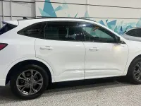 Usado Ford Kuga ST-Line X 225 CV (165 kW) 2022 Blanco SUV