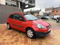 Usado Ford Fiesta Futura 68 CV (50 kW) 2008 Rojo Berlina
