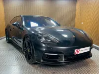 Begagnad Porsche Panamera Sport Turismo 462 HK (339 kW) 2019 Grå Kombi