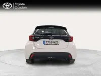 Usado Toyota Yaris Active 116 CV (85 kW) 2025 Blanco Utilitario