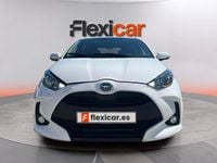 Usado Toyota Yaris Hybrid Business Edition 116 CV (85 kW) 2022 Blanco Berlina
