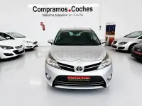 Usado Toyota Verso Comfort 112 CV (82 kW) 2014 Gris / plata Monovolumen
