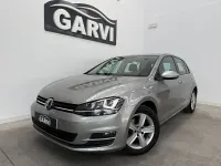 Usado VW Golf VII Advance 125 CV (91 kW) 2017 Gris / plata Berlina