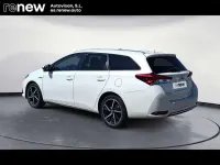 Usado Toyota Auris Touring Sports Business Edition 136 CV (100 kW) 2018 Blanco Familiar