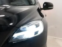 Usado Volvo V40 CC 152 CV (111 kW) 2017 Negro Familiar
