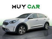 Usado Kia Niro 141 HP (103 kW) 2019 Branco SUV